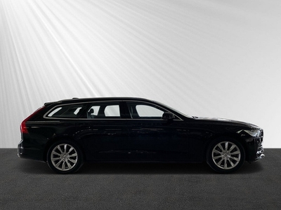 Volvo V90 T8 TE Momentum Advanced Edition