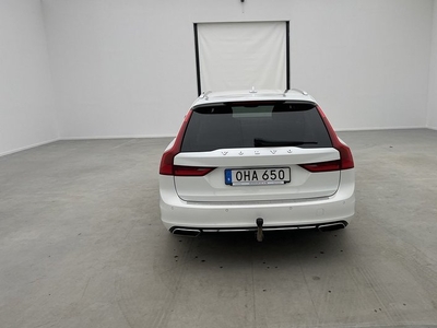 Volvo V90D5 AWD Inscription D-Värm VOC Skinn B-Kamera Navi 2017, Kombi