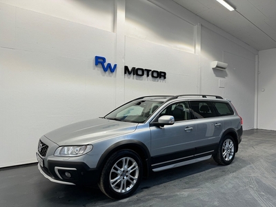 Volvo XC70 D4 AWD 181hk Summum Drag D-värm VOC Navi Taklucka