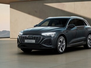 Audi Q8 55 e-tron quattro S LINE 30