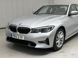 BMW 330e Sedan, G20 2020, Sedan