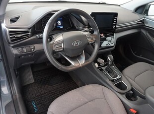 Hyundai IONIQ HEV Trend Rattvärme CarPlay Navi Kamera