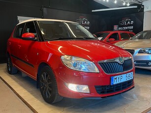 Skoda Fabia 1.2 TSI Climatronic / Låga mil / 2 Privat ägare