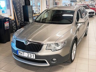 Skoda Superb Kombi 4X4 2.0 Tdi 140 hk Automat