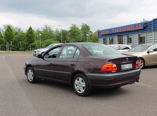 Toyota Avensis Sedan 1.8