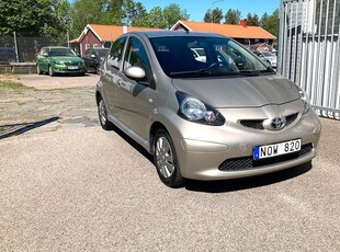 Toyota Aygo1.0 VVT-i 5D AC 2008, Halvkombi