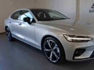 Volvo S60B5 Bensin Plus Dark 2023, Sedan