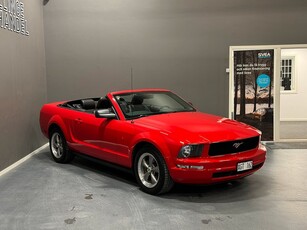 Ford Mustang V6 CAB Convertible RÄNTEKAMPANJ 3.95%