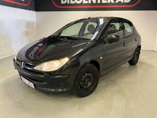 Peugeot 206 1.6 XT Ny besiktad Kamrem bytt Motorvärmare SoV