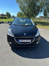 Peugeot 208 5-dörrar 1.2 VTi Euro 5,Kamrem bytt