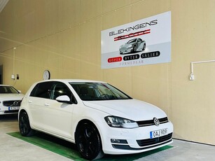 Volkswagen Golf 5-dörrar 1.6 TDI BMT kamrembytt Ny servad