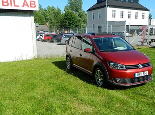 Volkswagen Touran Cross Touran 2,0 TDI Dragkrok Panorama Backkamera