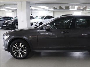 Volvo V90 Cross Country B4 AWD Momentum VOC Facelift MOMS