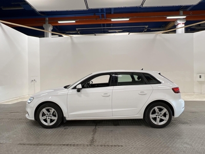 Audi A3 SB 30 TFSI Proline P-sensorer 116hk