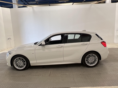 BMW 118i 136hk M-Sport Shadow Sensorer Välservad 0.53L/mil