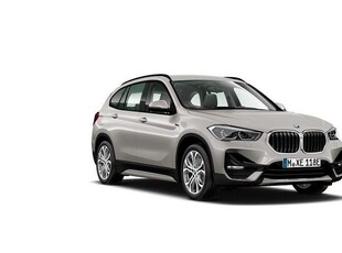 BMW X1xDrive25e LCI Sport Drag Navi HUD 2022, SUV