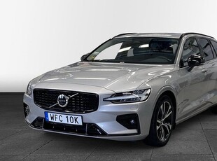 Volvo V60B3 Bensin Plus Dark 2023, Kombi