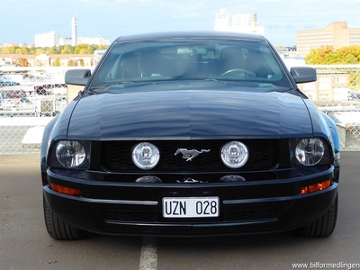 Ford Mustang V6