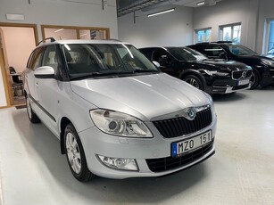 Skoda Fabia Kombi 1.2TSI Elegance Drag P-sensor 1ägare