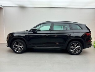 Skoda Kodiaq Sport line/ Canton/ B-kamera/ Drag/ Värmare