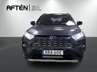 Toyota RAV4 Hybrid AWD 222hk Style- bränslevärmare, LED ramp