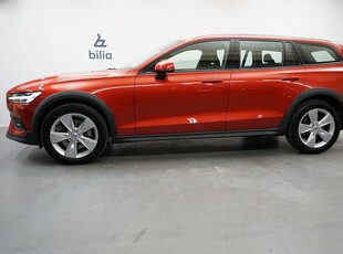 Volvo V60 Cross Country B4 AWD Diesel Adv SE, Dragkrok, Navigation, on Call