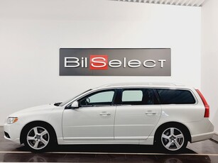 Volvo V70 D2 Summum Fullservad Välvårdad Dragkrok