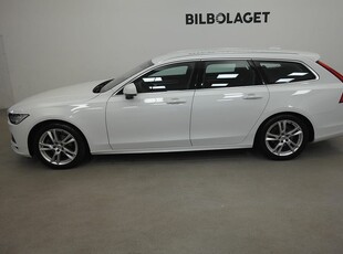 Volvo V90 T4 Momentum Advanced Edition