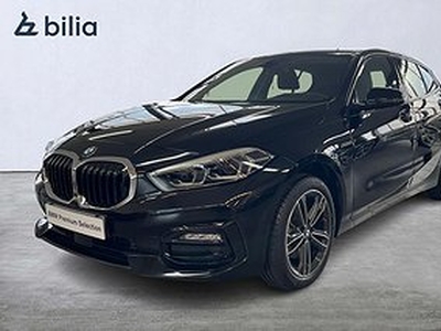 BMW 118 i Sport Line Navi PDC fram och bak