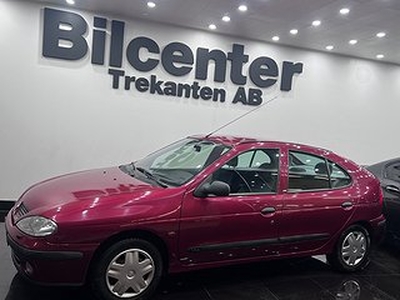 Renault Mégane 1.4 Authentique 7.200Mil Bra skick S&V-Hjul