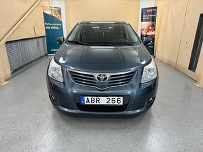 Toyota Avensis Kombi 1.8 Valvematic Manuell, 147hk