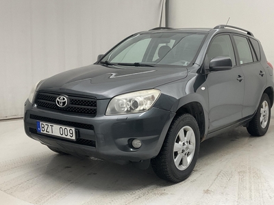 Toyota RAV4 2.0 (152hk)