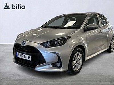 Toyota Yaris Hybrid 1.5 Active Komfort P-Sensorer V-hjul Garanti