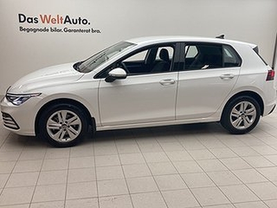 Volkswagen Golf 1.0 TSI 110//RÄNTA 6.95%/SENSORER/LANEASSIST/NAV