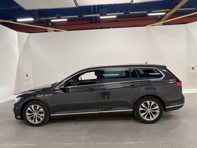 Volkswagen Passat GTE Executive Cockpit Drag Pano Rattvärm