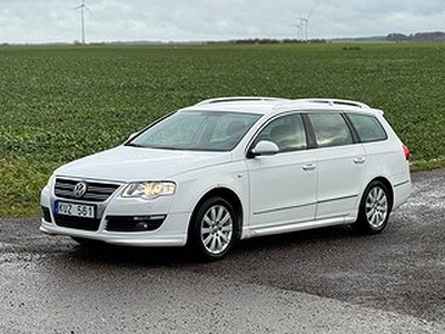 Volkswagen Passat Variant 1.4 TSI R-LINE | Sportline | NYBES