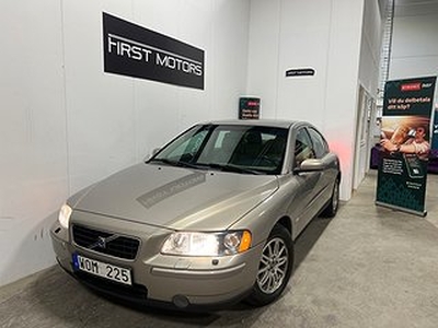 Volvo S60 2.4 Kinetic Euro 4/nyservad/nybesiktigad /drag