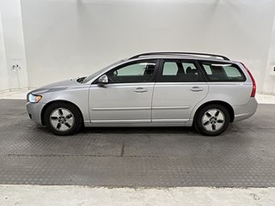 Volvo V50 D2 115hk Momentum Drag P-sensorer Nyservad