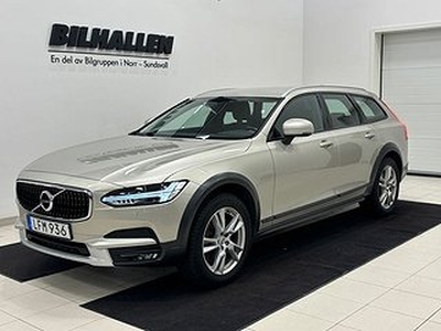 Volvo V90 Cross Country T5 AWD Plus *Vinterhjul|VOC|Drag*