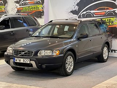 Volvo XC70 2.5T AWD AUTOMAT SUMMUM 210HK DRAG NY BESIKTAD NY SERVAD