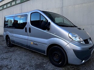 Renault trafic KOMBI 2.9T 2.5 DCI 9-SITS DRAGKROK AUTOMAT