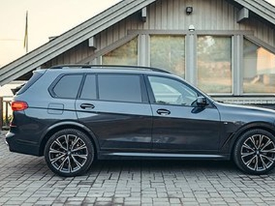 BMW X7 xDrive40i M-Sport, Massage, Softclose, Moms