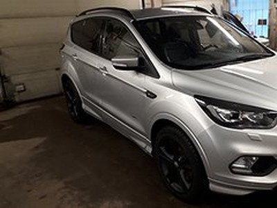 Ford Kuga 2.0 TDCi AWD Aut ST Line