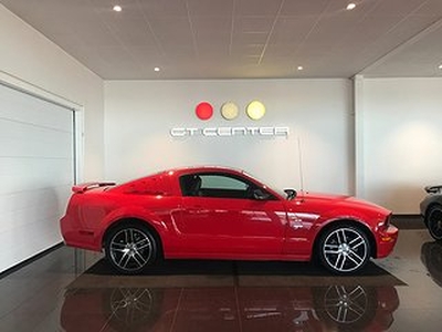 Ford Mustang GT V8 304hk