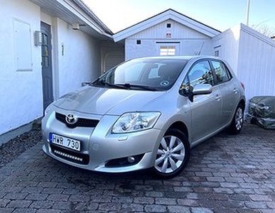 Toyota Auris 5-dörrar 1.6 Dual VVT-i /Nybesiktigad /124hk