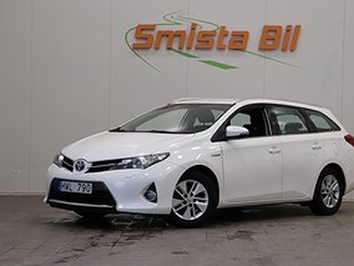 Toyota Auris Touring Sports Hybrid KAMERA NAVI VÄRMARE 136hk