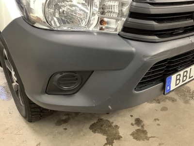 Toyota Hilux 2.4 D 4WD (150hk)