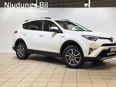 Toyota RAV4 Hybrid E-FOUR 2.5 i-AWD 197hk Helskinn/Bkam/NAV