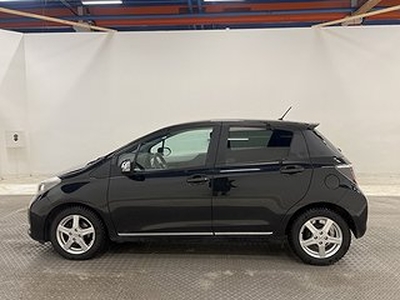 Toyota Yaris 1.33 Dual VVT-i B-kamera M-värme Nyservad 99hk