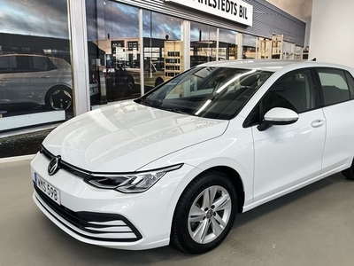 Volkswagen GolfeTSI DSG Dragpaket Nav V-hjul 2021, Halvkombi